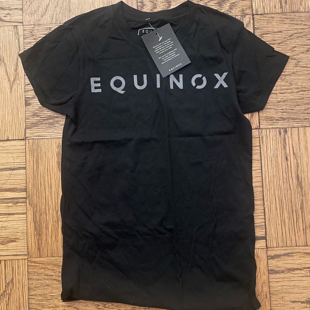 Equinox Women’s T-Shirt XS